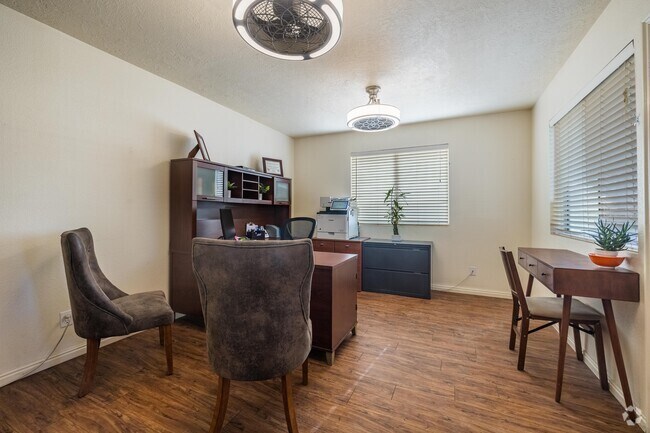 Leasing Office