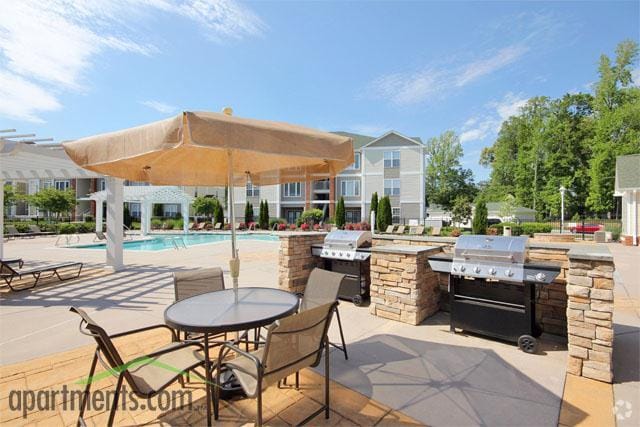 Outdoor Grilling Kitchen