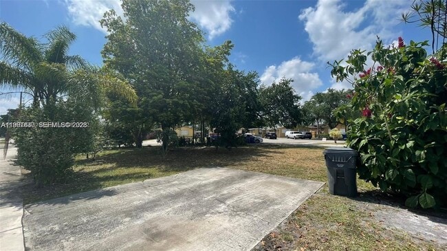 Photo - 604 Glenn Pkwy