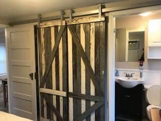 Photo - 704 1/2 W Robb Ave