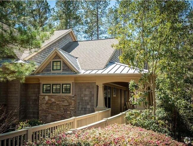 Building Photo - 1111 Regency Dr Rental