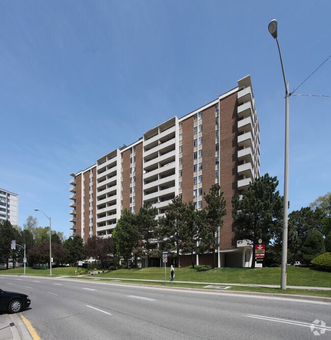 Photo - Deerford Road Apartments