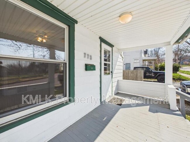 Photo - 773 Montana Ave