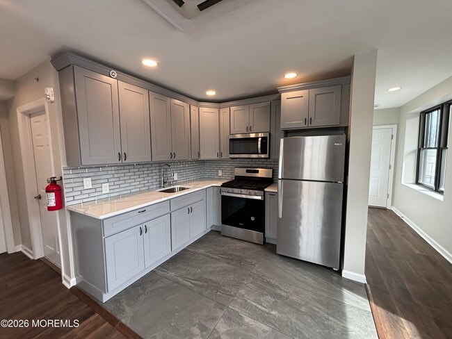 Photo - 21 Mechanic St Unidad 2