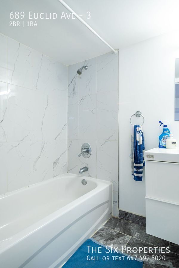 Photo - Beautiful 2 Bedroom Lower Level Annex Apartment Unité 3