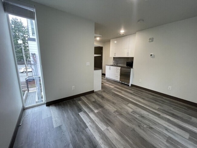 Photo - BalCro Apartments
