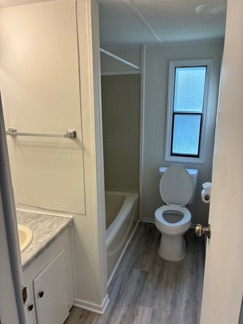 Photo - 1112 Deep River Ct