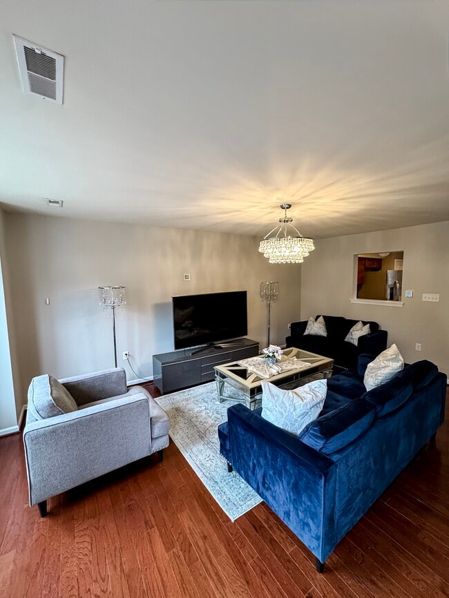 Photo - 209 Raven Run