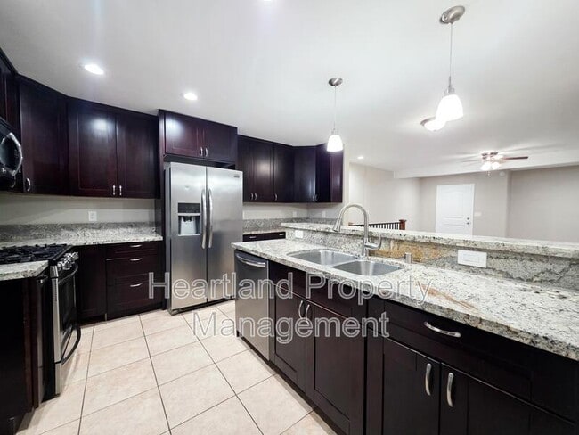 Building Photo - 8386 Golden Ave