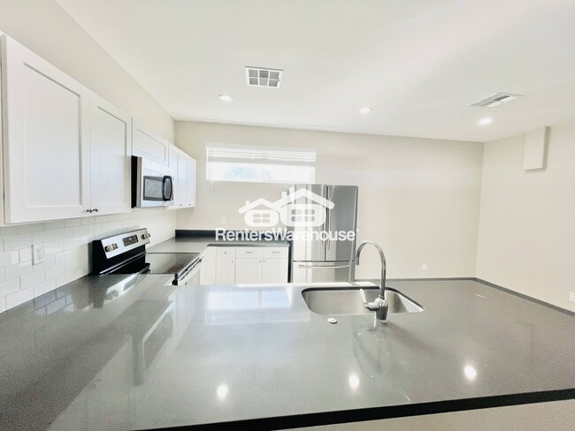 Photo - 1437 E Roosevelt St