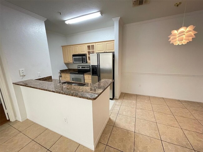 Photo - 3611 Conroy Rd Unit 825