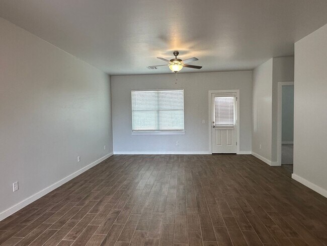 Photo - Ridge Creek Addition 3 bedroom, 2 bathroom on 1.43 acre Wooded Lot!