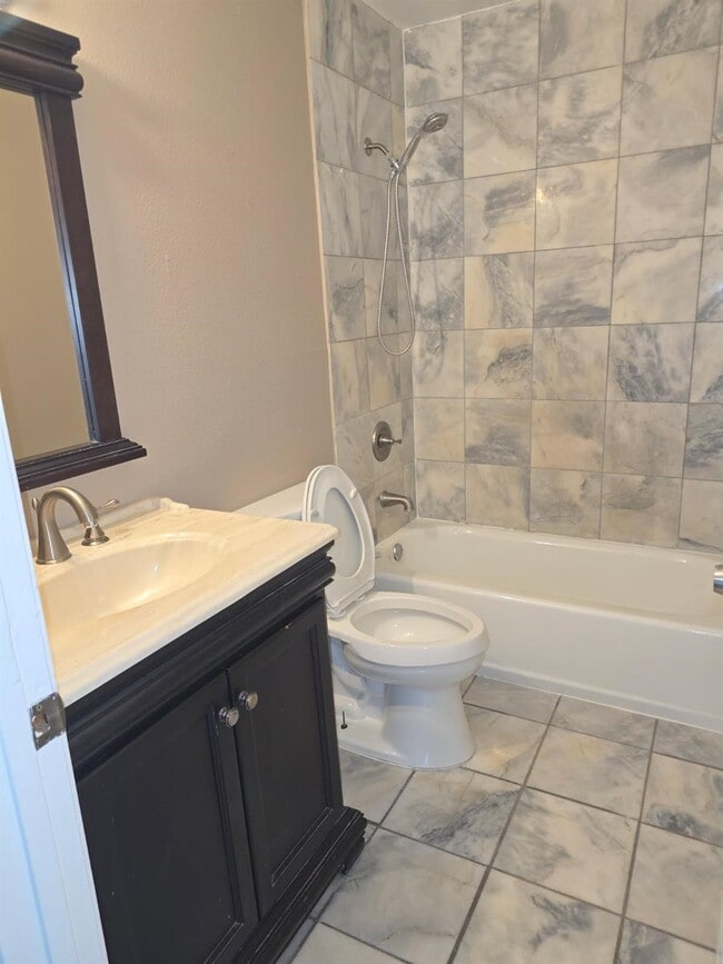 Photo - 16611 Quail Dale Dr