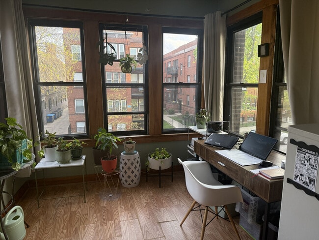 Building Photo - 1614 W Wallen Ave Unit 2nd Floor