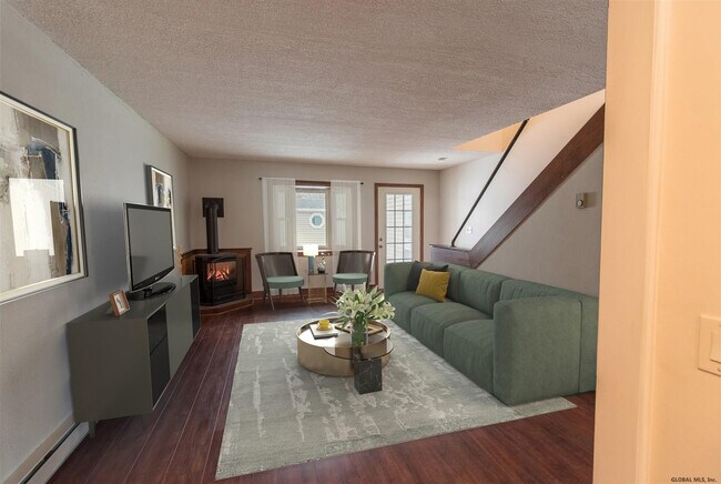 Photo - 17 Tenandaho Ln