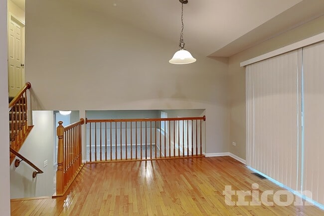 Photo - 8007 Shady Oak Rd