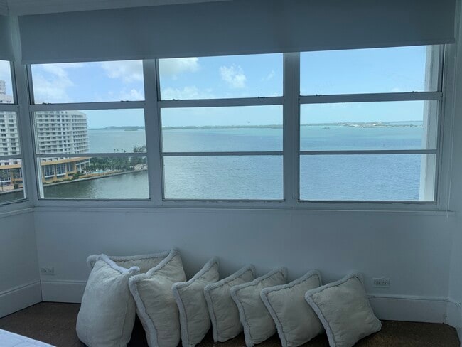 Photo - 801 Brickell Bay Dr