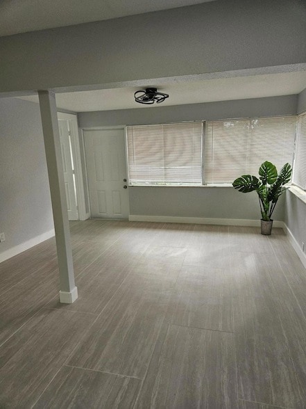 Photo - 2010 NE 33rd St