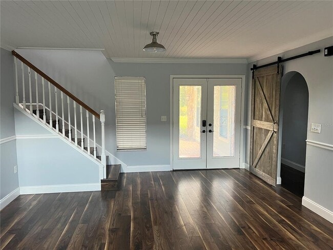 Photo - 8015 Sycamore Dr
