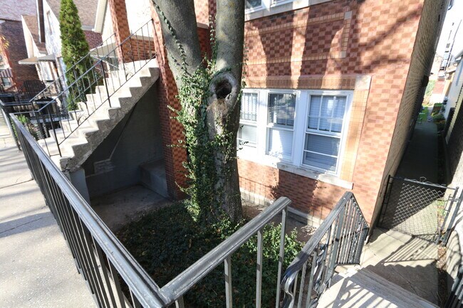 Photo - 2312 W Cullerton St Unit GRD