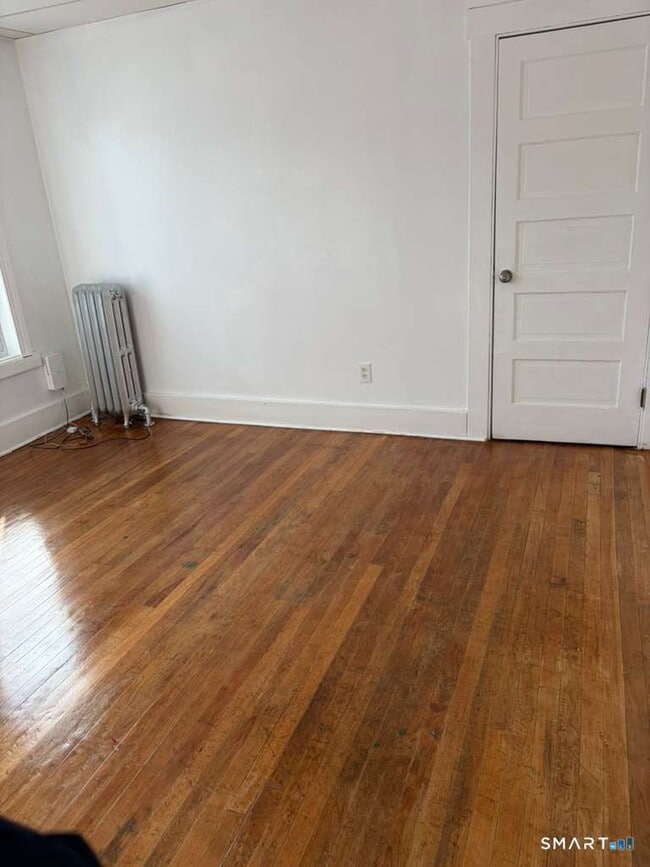 Photo - 1821 E Main St Unit 2