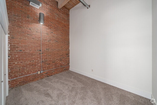 1BR, 1BA - 767SF - Bedroom - The Lofts at Waterfront Place