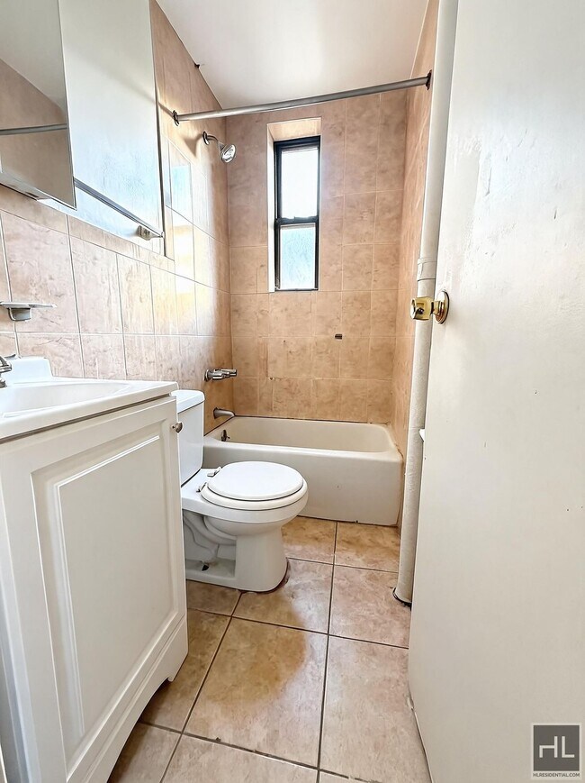 Photo - WEST 10 STREET Unit 2