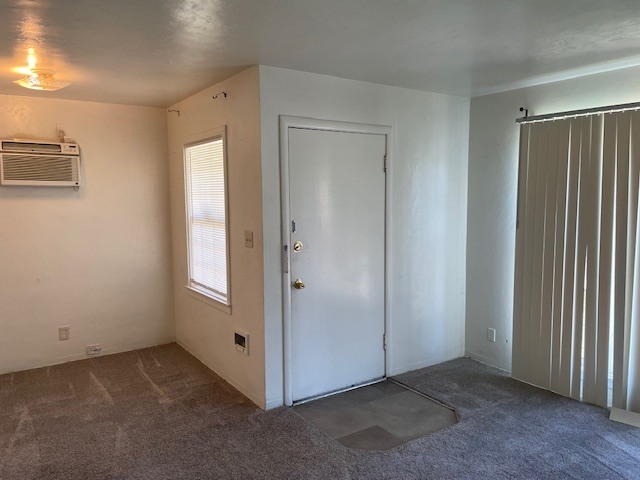 Photo - 3717 53rd St