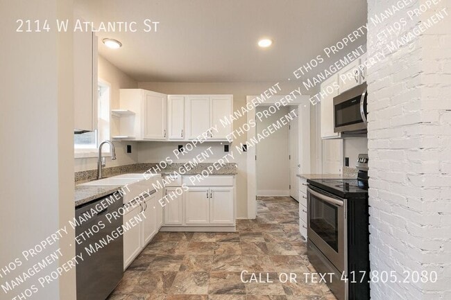 Photo - 2114 W Atlantic St