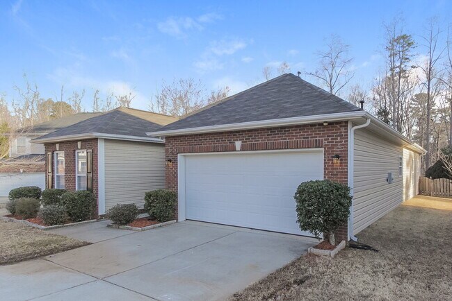 Photo - 1020 Breakmaker Ln