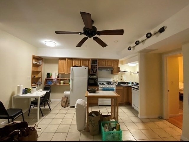Building Photo - 91 Wallingford Rd Unit 1 Rental