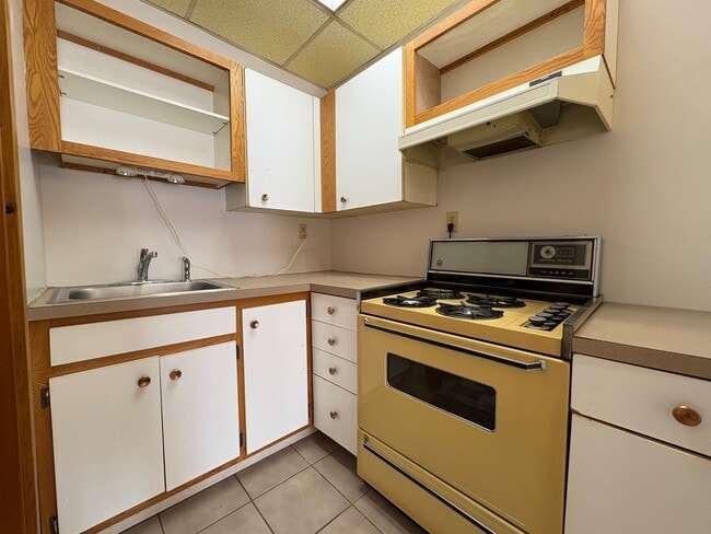 Photo - 278 Chamberlain Rd Unidad Lower Studio Apartment