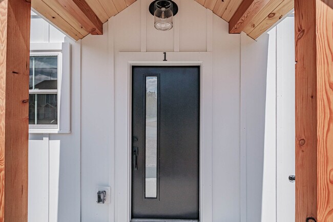 11 Sunshine Cir Unit 1