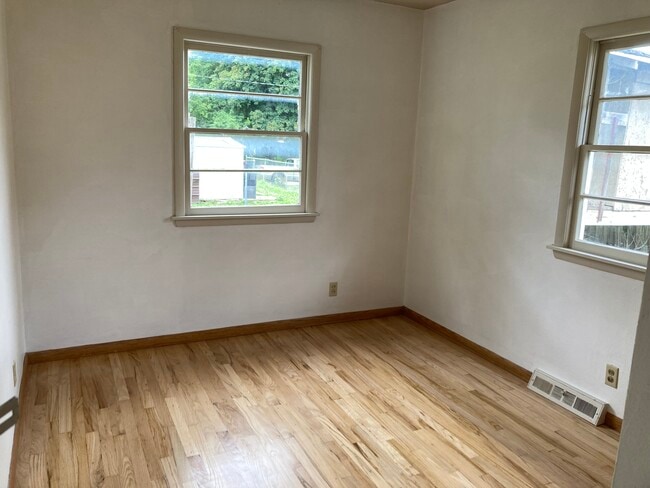Photo - 801 N 16th St
