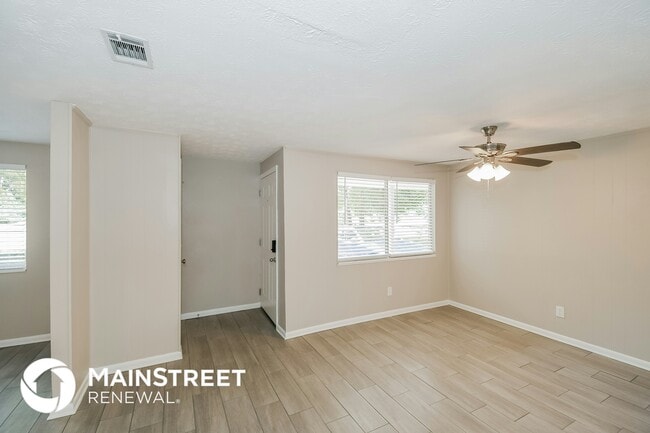 Photo - 4425 Jana Ln N