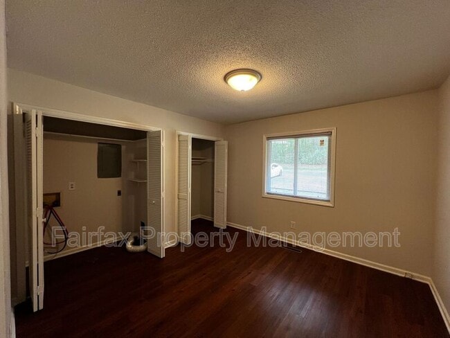 Photo - 475 Cedar Lake Rd Unit A