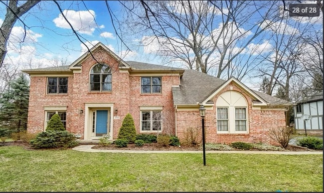 Beautiful House Located in Sylvania Township - Beautiful House Located in Sylvania Township