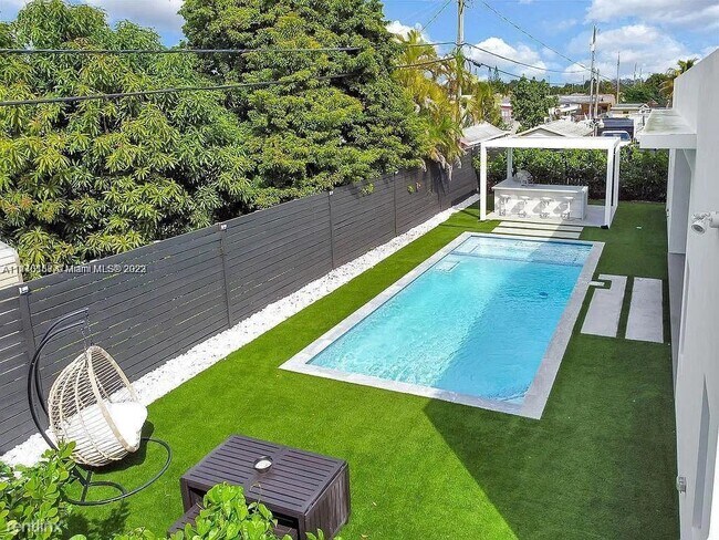 Photo - 4 br, 3 bath House - 11315 SW 43rd Ln Fl 3...