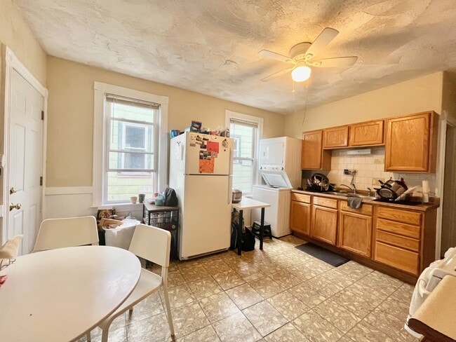 Photo - 88 Fisher Ave Unit 3