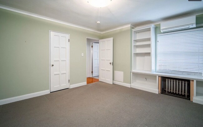 Bedroom #2 - 1211 Far Hills Ave Unit Manor 2