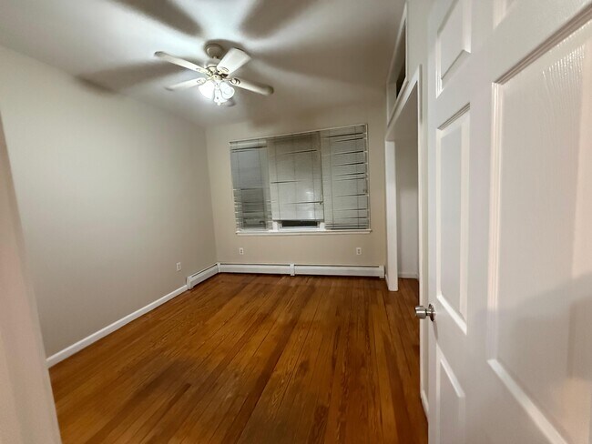 Photo - 424 Kennedy Blvd Unit 1