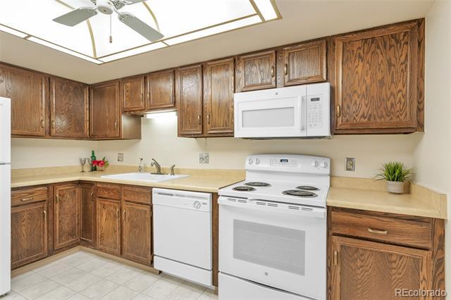 Building Photo - 13601 E Marina Dr Unit 304