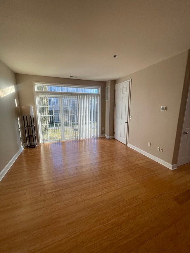 Photo - 185 Horseshoe Ct