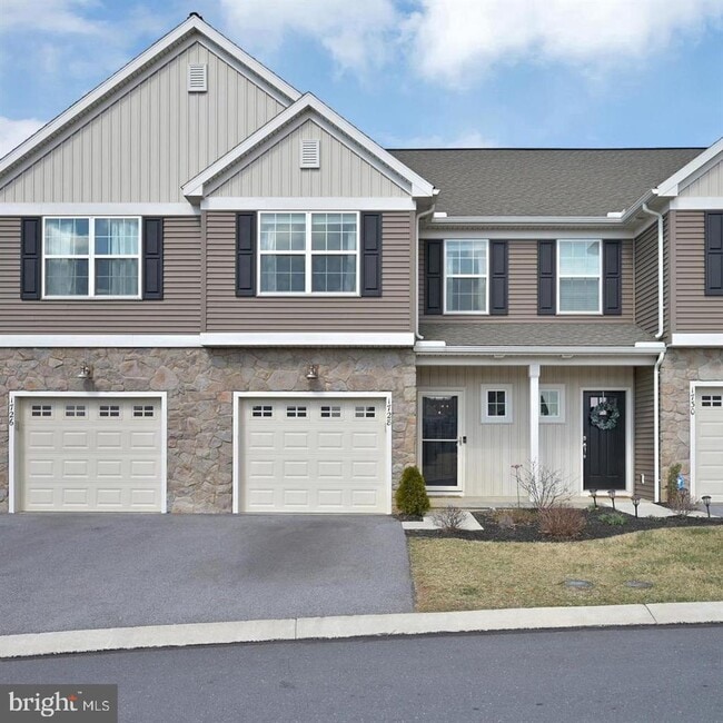Photo - 1728 Fairbank Ln Townhome