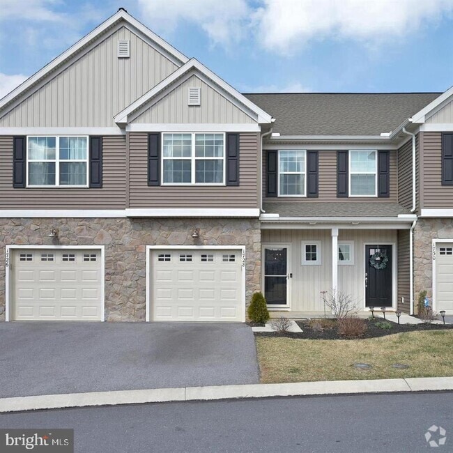Building Photo - 1728 Fairbank Ln Rental