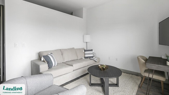 Building Photo - 3030 Summer St Rental