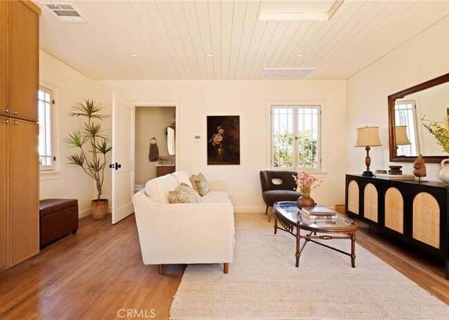 Photo - 611 N Ave 48