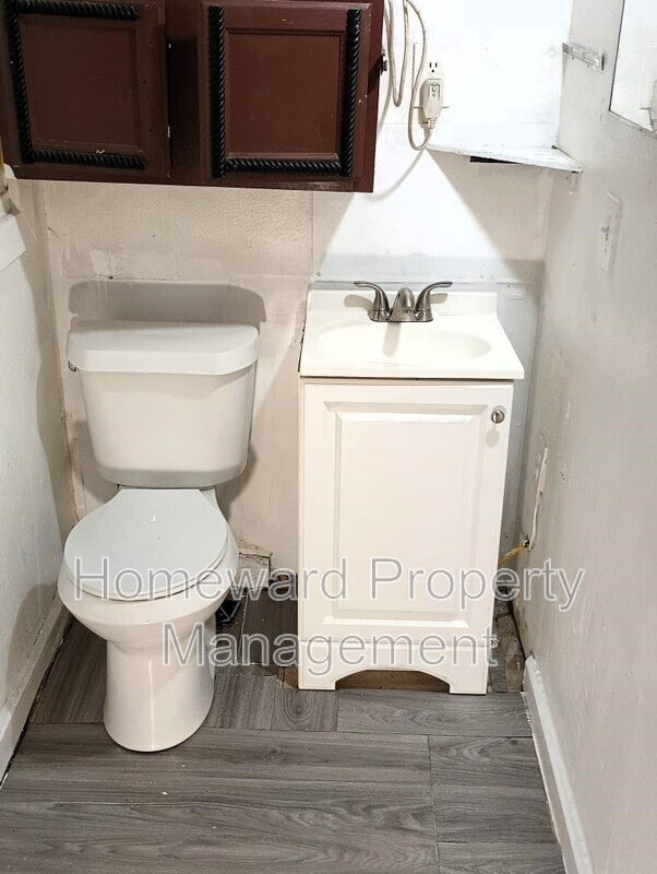Photo - 3803 Meadowbrook Dr Unit 5