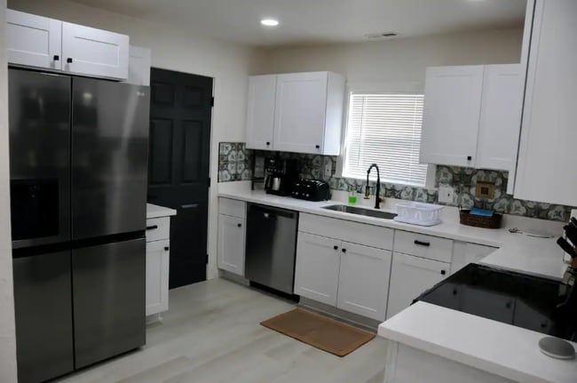 Photo - 153 Sunset Ave S