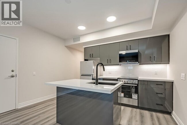 Photo - 259 King St E Unit 2C